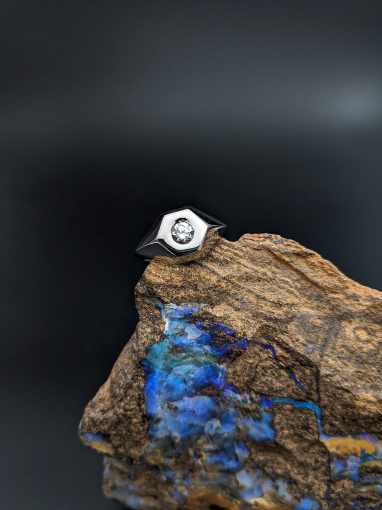 Chevalière_homme_or_diamant